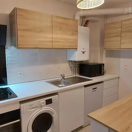 A 300m Apartment *